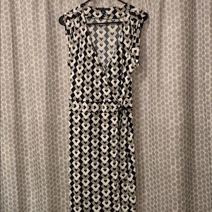 Banana Republic geometric print wrap dress